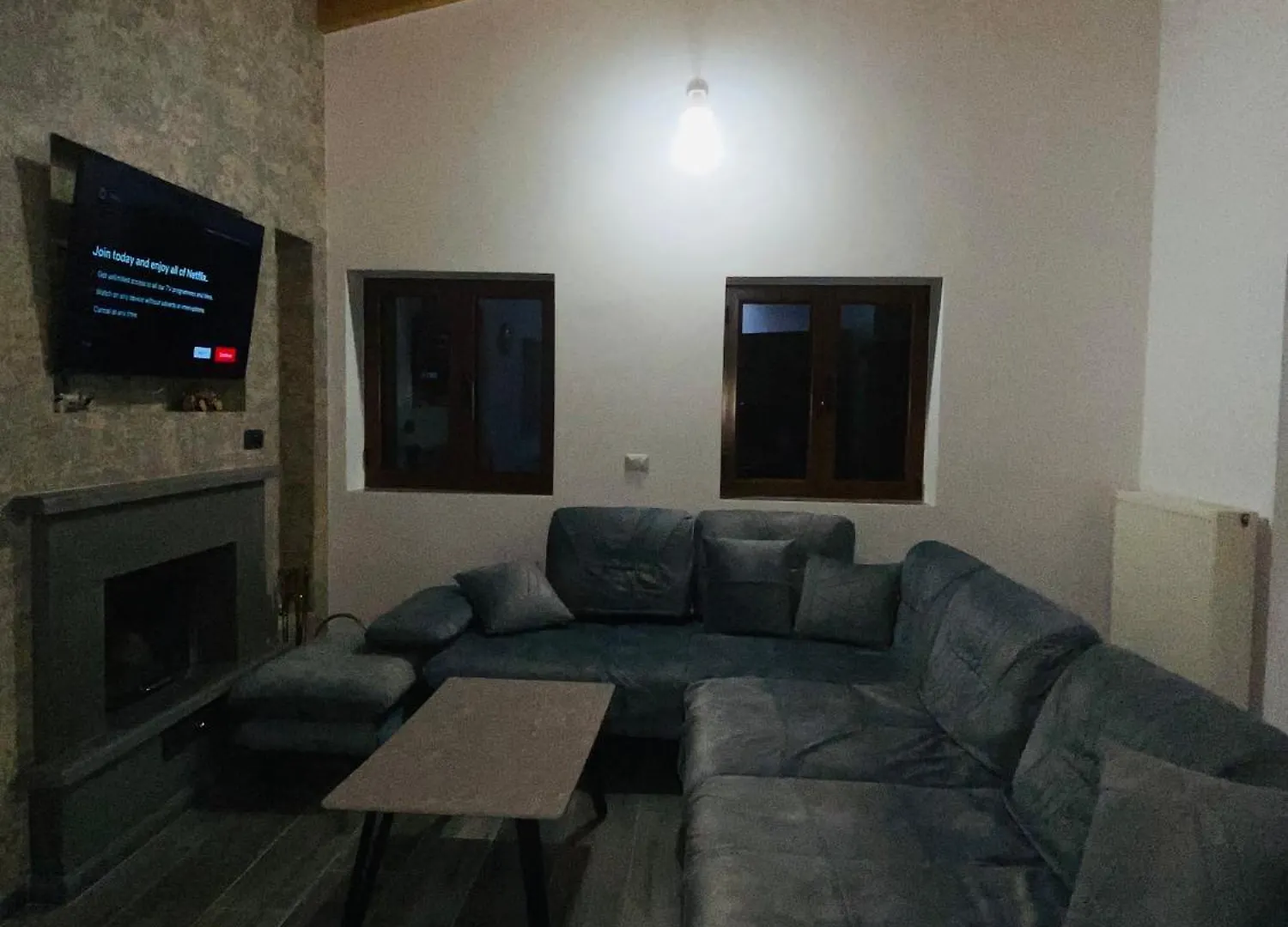 Ervis Villa Fratar 0*,  Arnavutluk